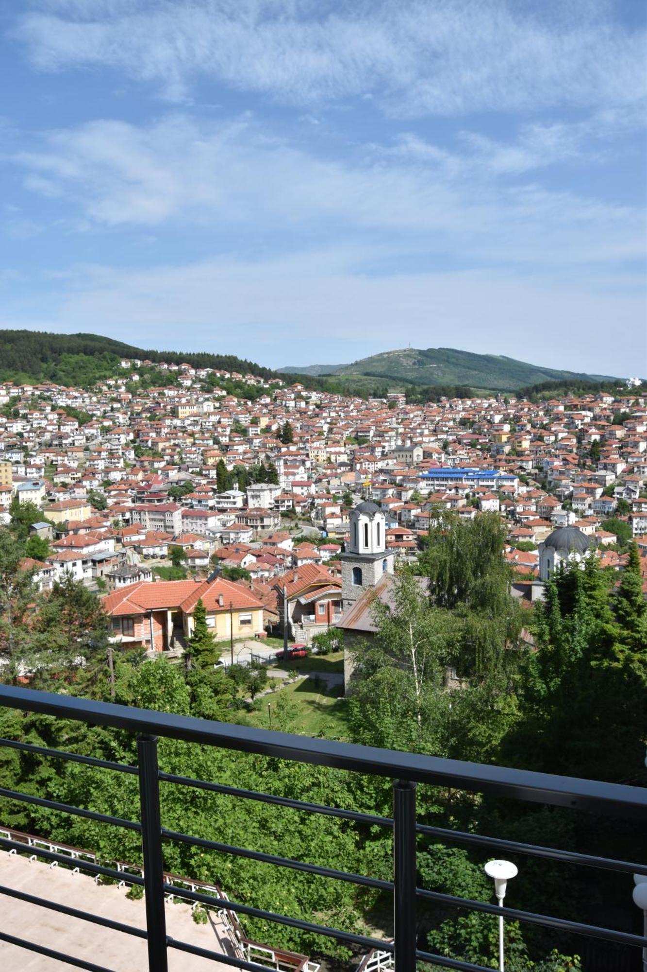 Hotel Montana Palace Kruševo Buitenkant foto