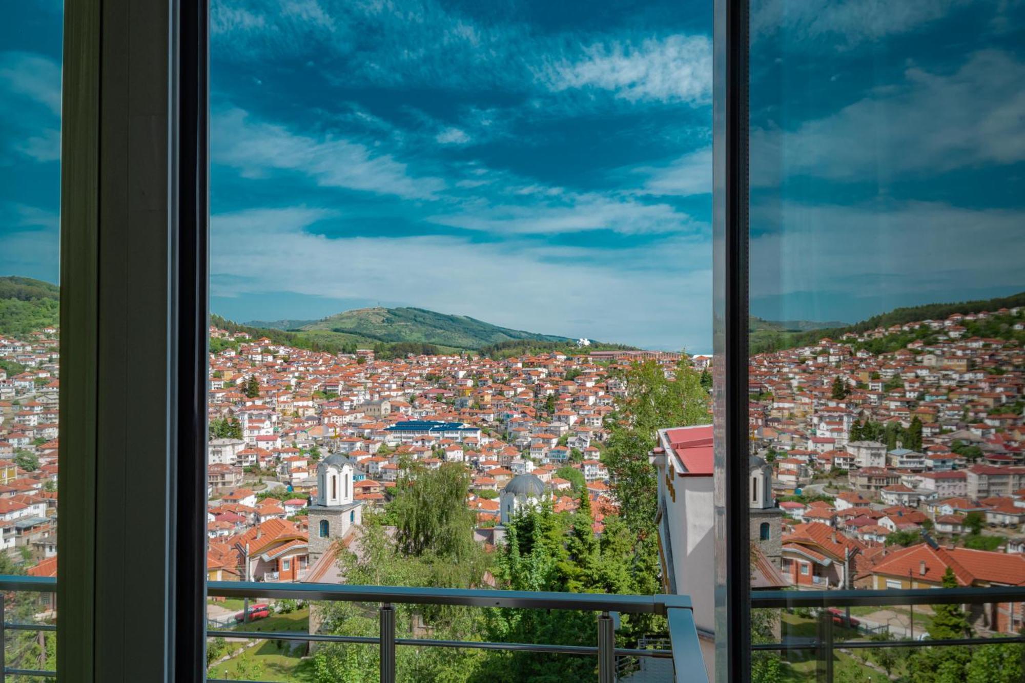 Hotel Montana Palace Kruševo Buitenkant foto