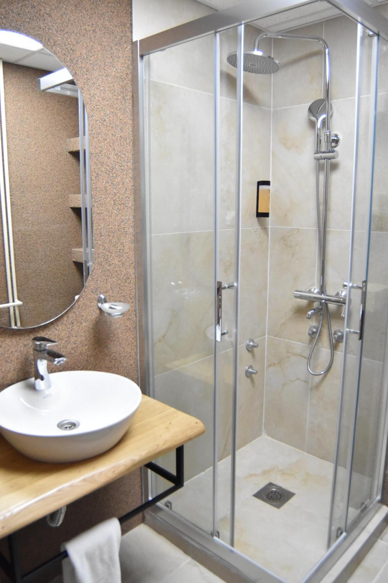 Hotel Montana Palace Kruševo Buitenkant foto