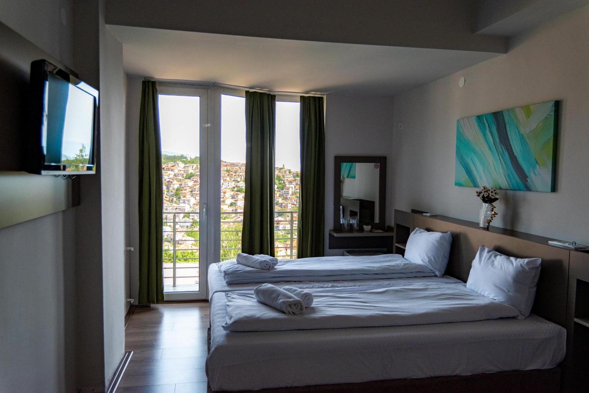 Hotel Montana Palace Kruševo Buitenkant foto